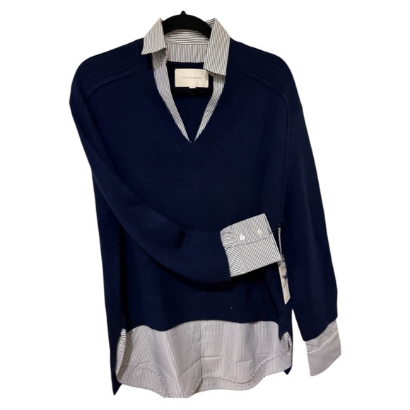 Brochu Walker Sweater Deep Blue V-Neck Sweater Pre-Layered NEW Size Medium - Picture 14 of 16
